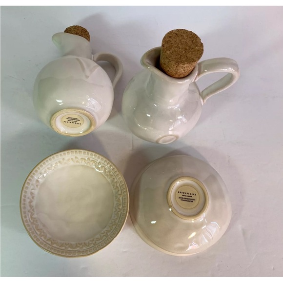 Set of Pottery Barn Oil & Vinegar Cruets, 4 Dipping Plates and Metal Caddy - Picture 2 of 13